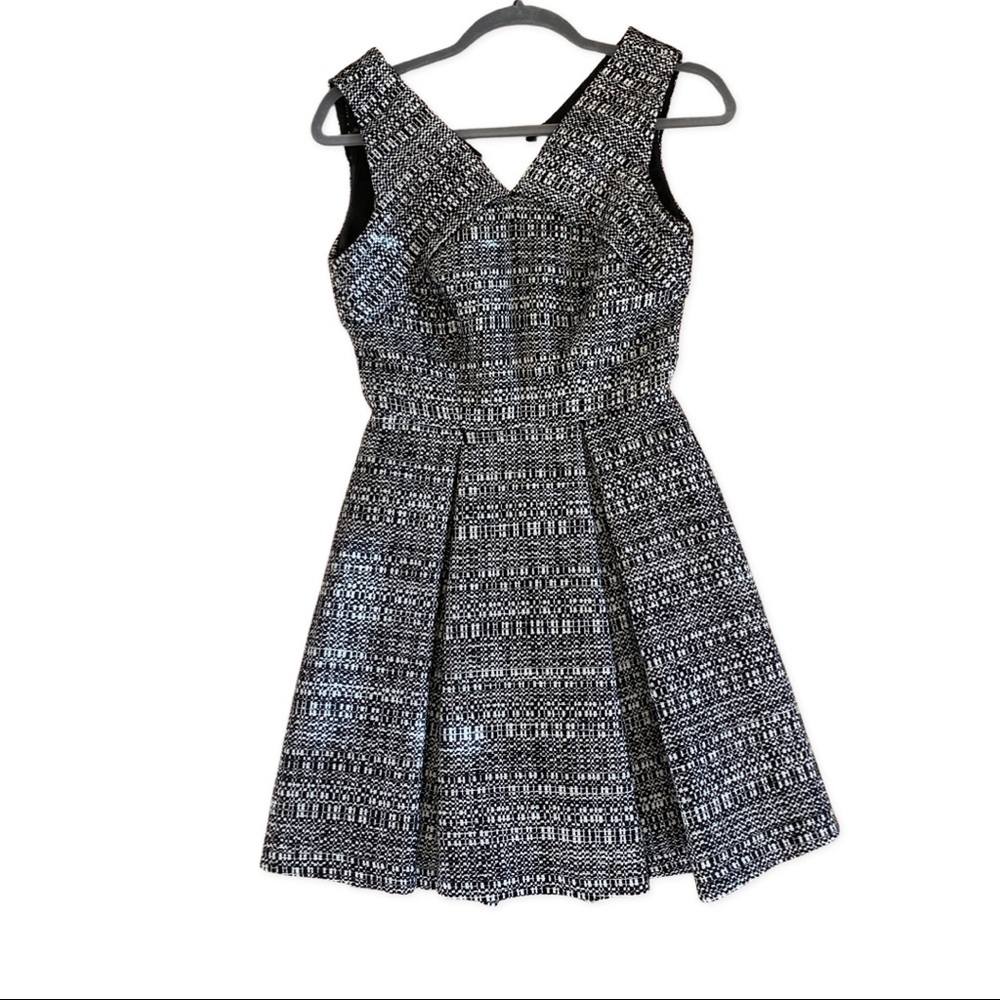 Robert Rodriguez dress!